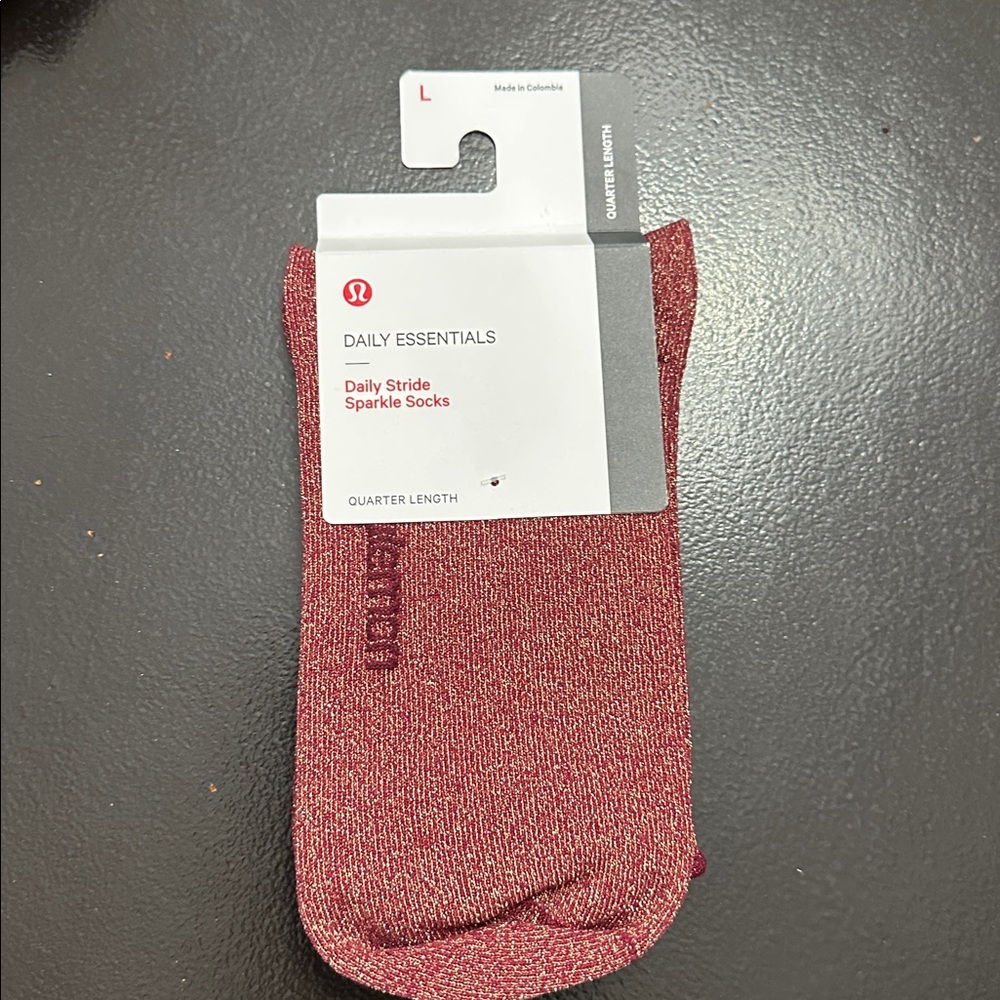 Lululemon Daily Essentials Sparkle Quarter Socks large